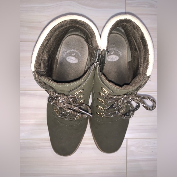 Dr. Scholl’s Olive Green Wedge Booties (Women’s 10) - Picture 3 of 8